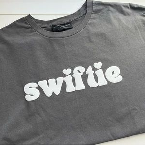 taylor swift tee
